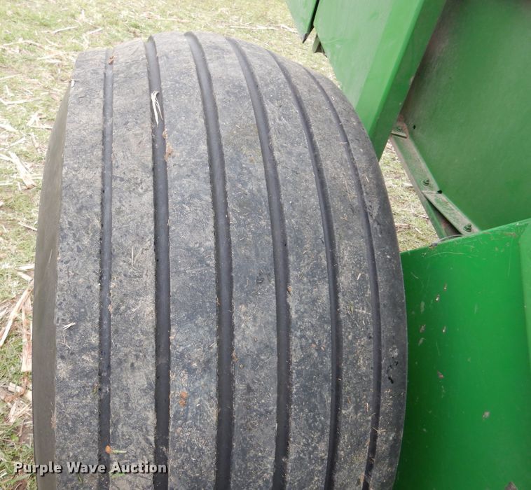 image for item DK0239 2015 John Deere 469  Silage Special round baler