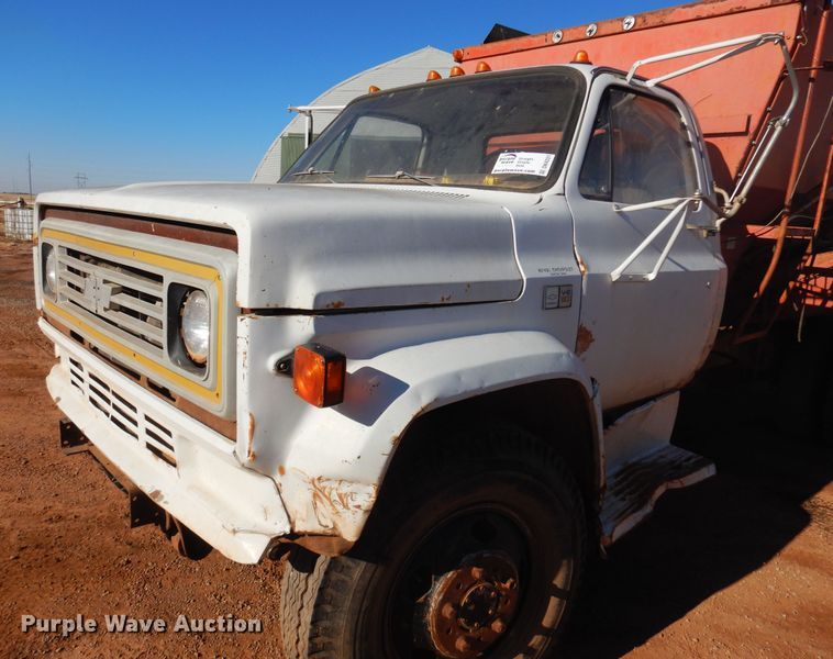 image for item DK4331 1982 Chevrolet C50  feed mixer truck