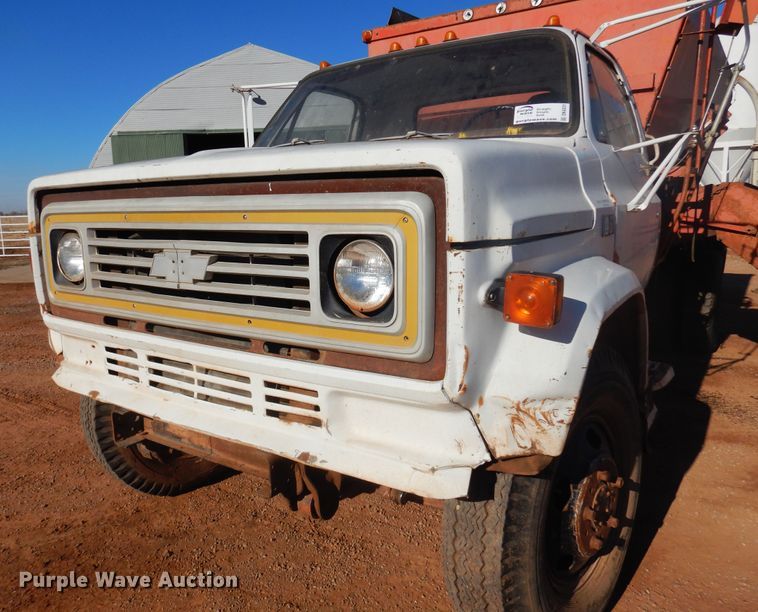 image for item DK4331 1982 Chevrolet C50  feed mixer truck