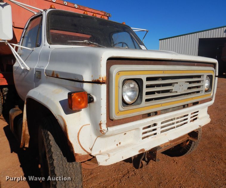 image for item DK4331 1982 Chevrolet C50  feed mixer truck