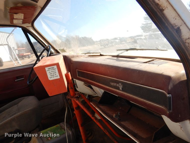 image for item DK4331 1982 Chevrolet C50  feed mixer truck