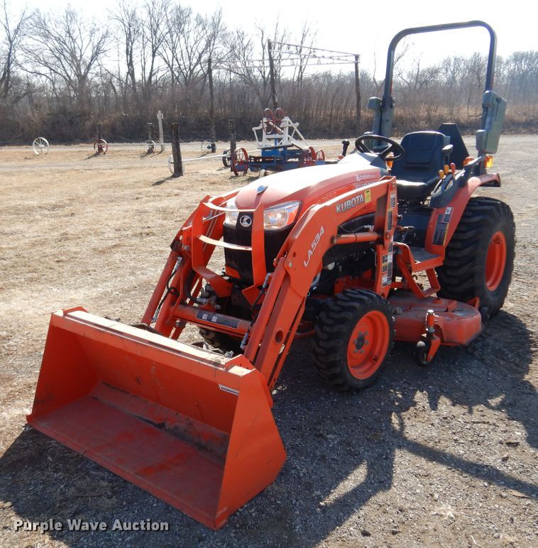 image for item DK4333 2017 Kubota B2650  MFWD tractor