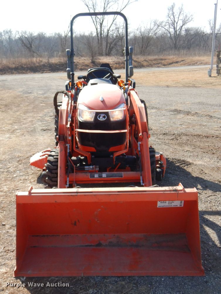 image for item DK4333 2017 Kubota B2650  MFWD tractor