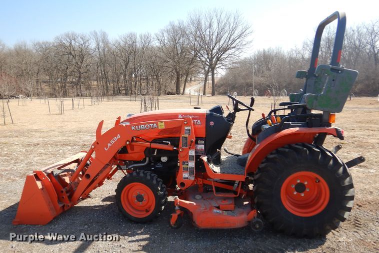 image for item DK4333 2017 Kubota B2650  MFWD tractor