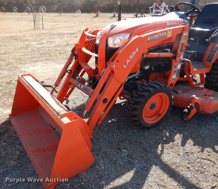 image for item DK4333 2017 Kubota B2650  MFWD tractor