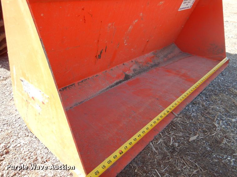 image for item DK4333 2017 Kubota B2650  MFWD tractor