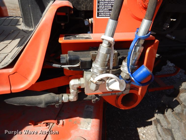 image for item DK4333 2017 Kubota B2650  MFWD tractor