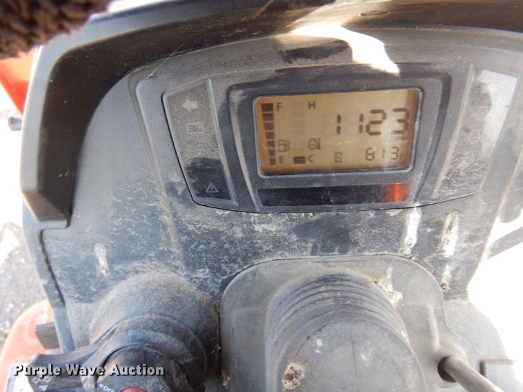 image for item DK4333 2017 Kubota B2650  MFWD tractor