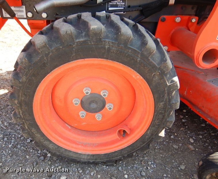image for item DK4333 2017 Kubota B2650  MFWD tractor