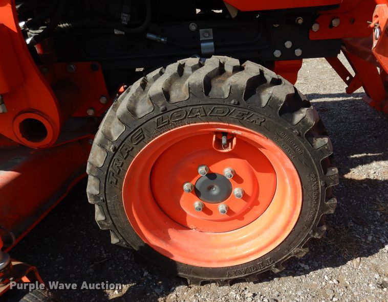 image for item DK4333 2017 Kubota B2650  MFWD tractor