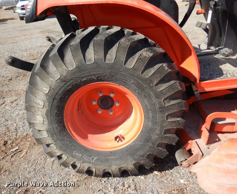 image for item DK4333 2017 Kubota B2650  MFWD tractor