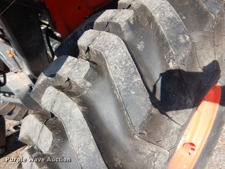 image for item DK4333 2017 Kubota B2650  MFWD tractor