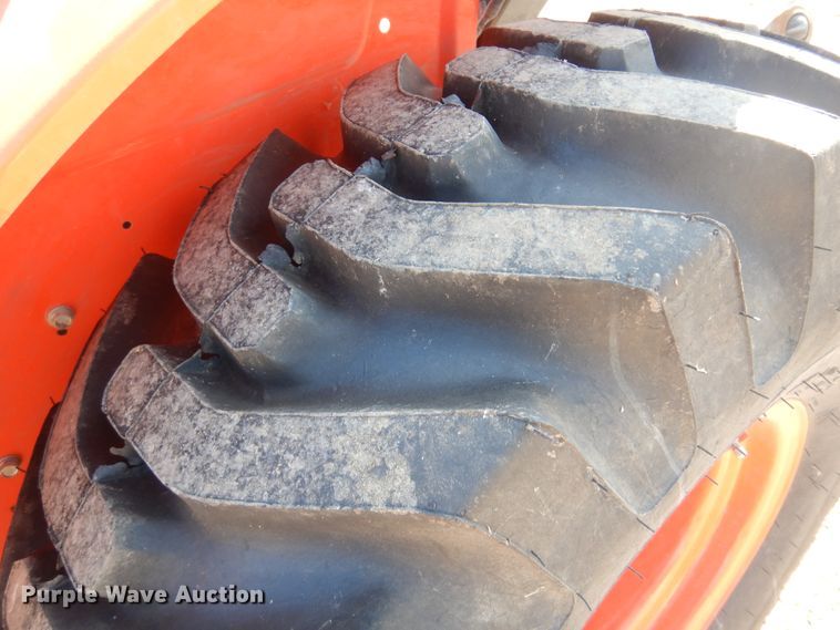 image for item DK4333 2017 Kubota B2650  MFWD tractor