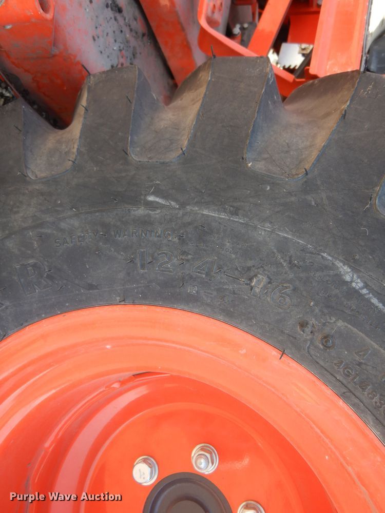 image for item DK4333 2017 Kubota B2650  MFWD tractor