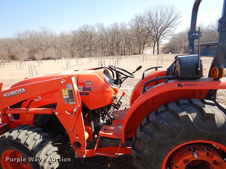image for item DK4334 2019 Kubota MX5200D  MFWD tractor