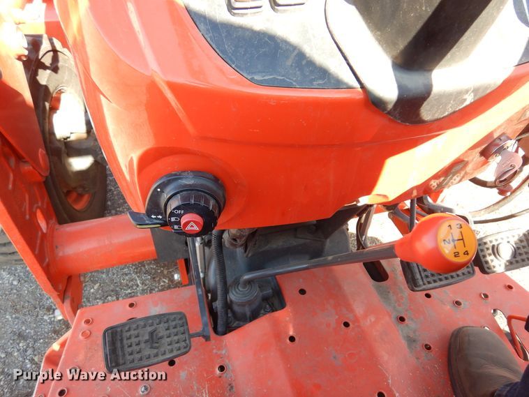 image for item DK4334 2019 Kubota MX5200D  MFWD tractor