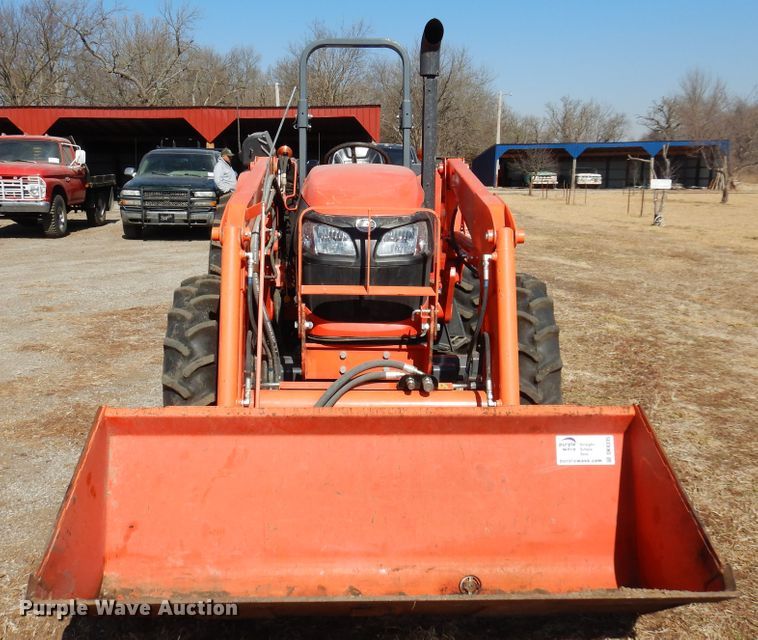 image for item DK4335 2016 Kubota M6060D  MFWD tractor