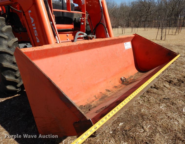 image for item DK4335 2016 Kubota M6060D  MFWD tractor