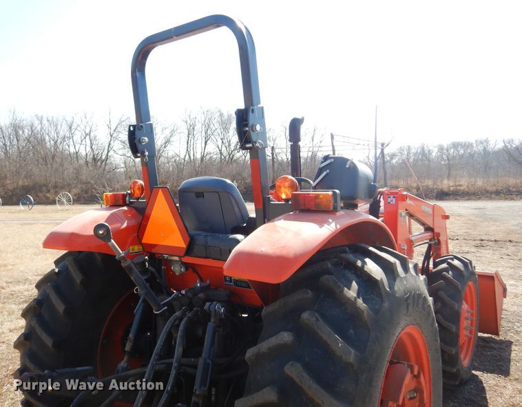image for item DK4335 2016 Kubota M6060D  MFWD tractor