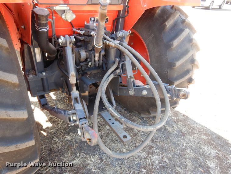 image for item DK4335 2016 Kubota M6060D  MFWD tractor