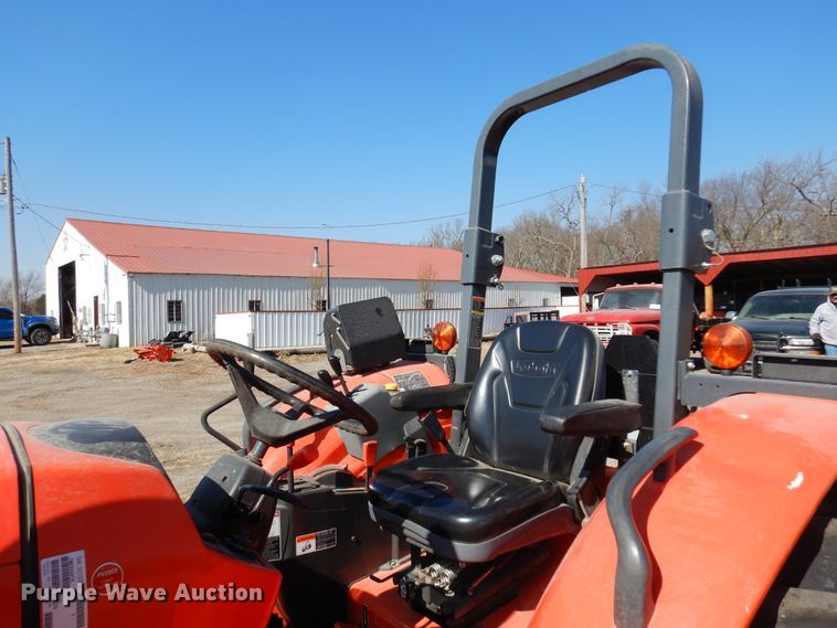 image for item DK4335 2016 Kubota M6060D  MFWD tractor