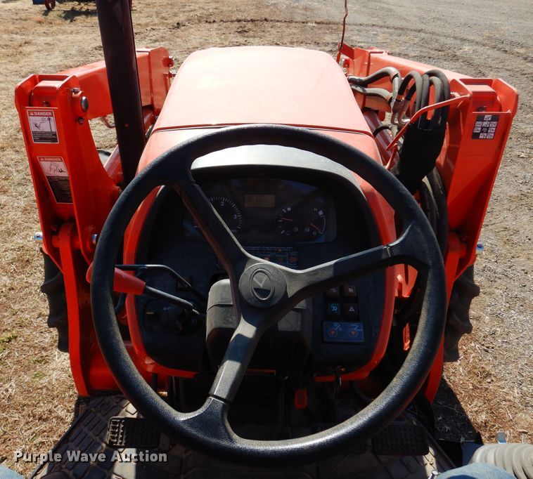 image for item DK4335 2016 Kubota M6060D  MFWD tractor