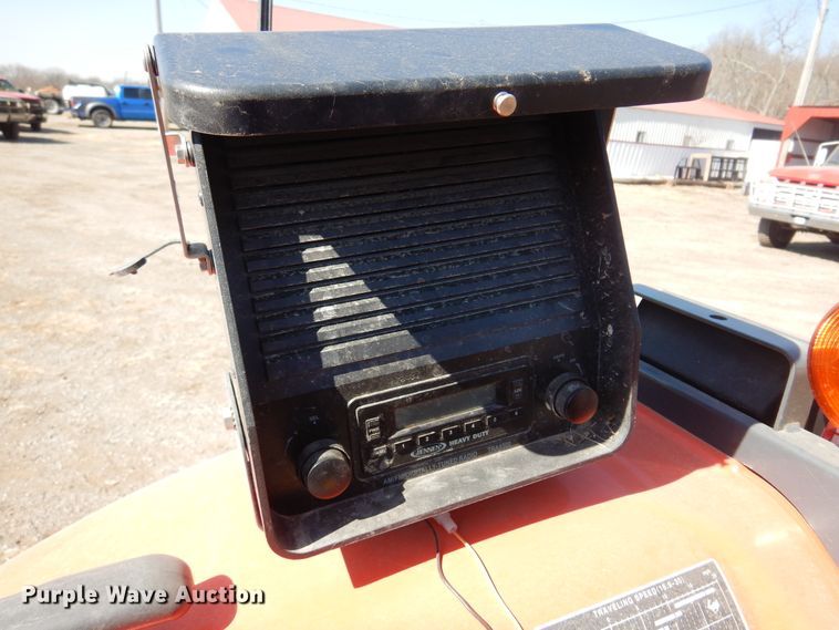 image for item DK4335 2016 Kubota M6060D  MFWD tractor