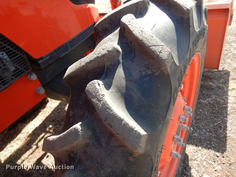 image for item DK4335 2016 Kubota M6060D  MFWD tractor