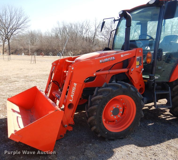 image for item DK4336 2020 Kubota M4-071D  MFWD tractor