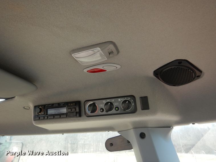 image for item DK4336 2020 Kubota M4-071D  MFWD tractor