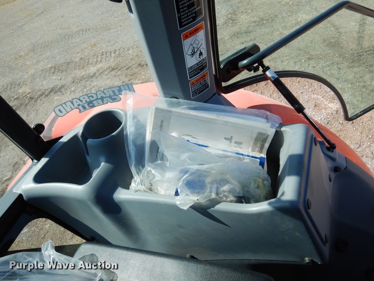 image for item DK4336 2020 Kubota M4-071D  MFWD tractor