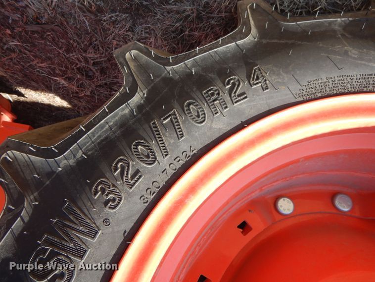 image for item DK4336 2020 Kubota M4-071D  MFWD tractor