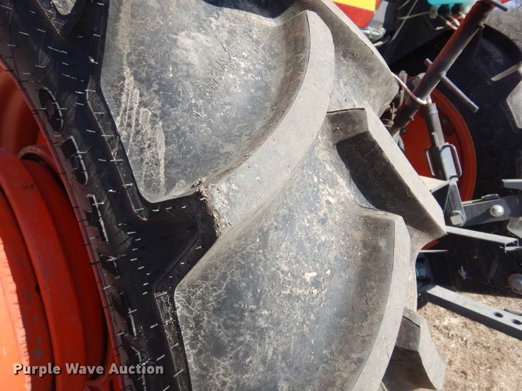 image for item DK4336 2020 Kubota M4-071D  MFWD tractor