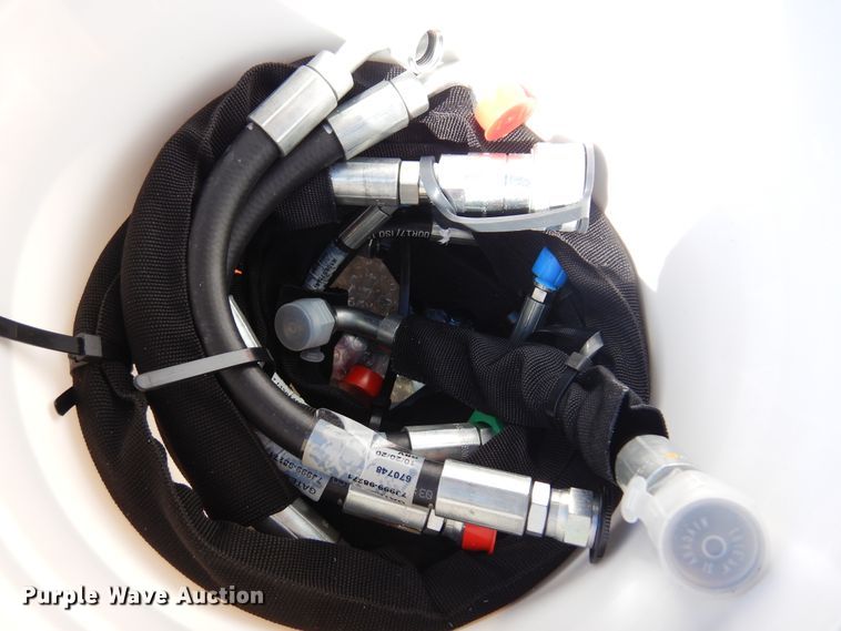 image for item DK4336 2020 Kubota M4-071D  MFWD tractor