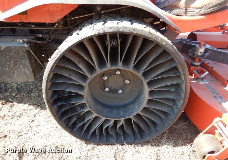 image for item DK4338 2020 Kubota F2690  lawn mower