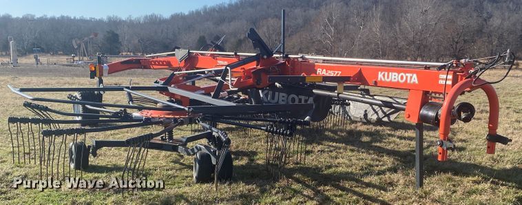 image for item DL6985 2014 Kubota RA2577  rotary hay rake