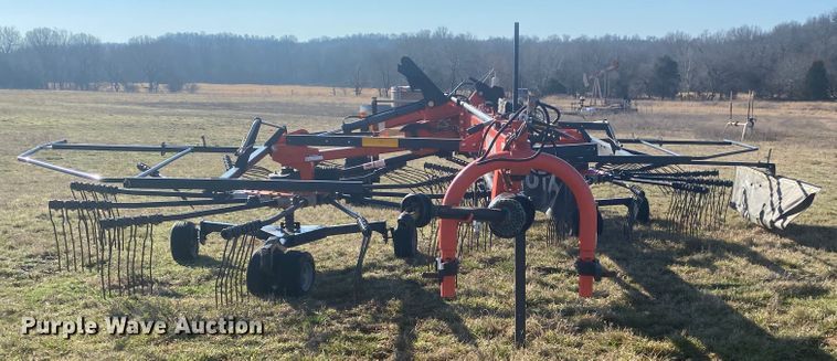 image for item DL6985 2014 Kubota RA2577  rotary hay rake