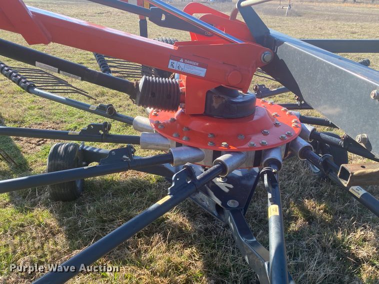 image for item DL6985 2014 Kubota RA2577  rotary hay rake