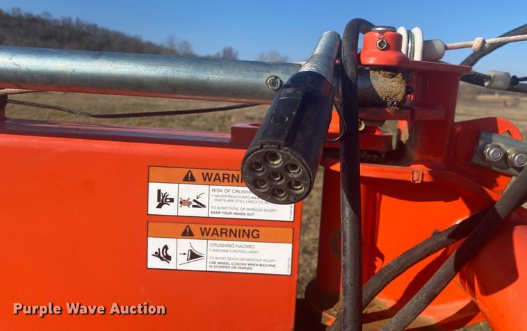 image for item DL6985 2014 Kubota RA2577  rotary hay rake