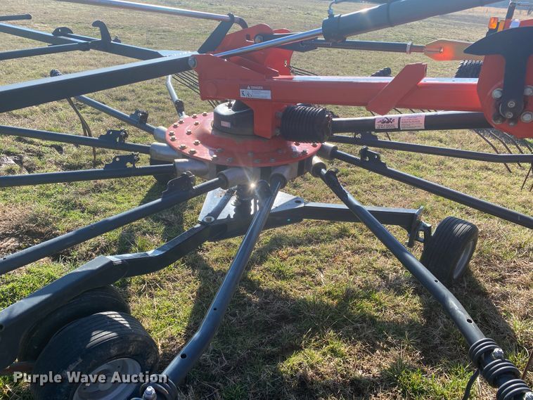 image for item DL6985 2014 Kubota RA2577  rotary hay rake