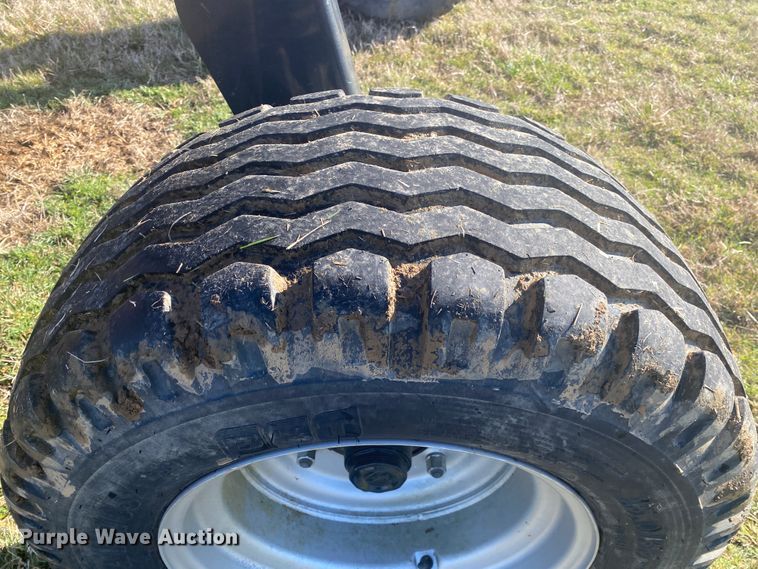 image for item DL6985 2014 Kubota RA2577  rotary hay rake