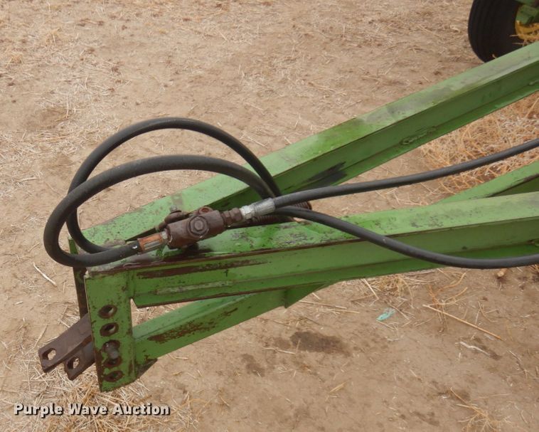 image for item DM5387 John Deere 100  field cultivator