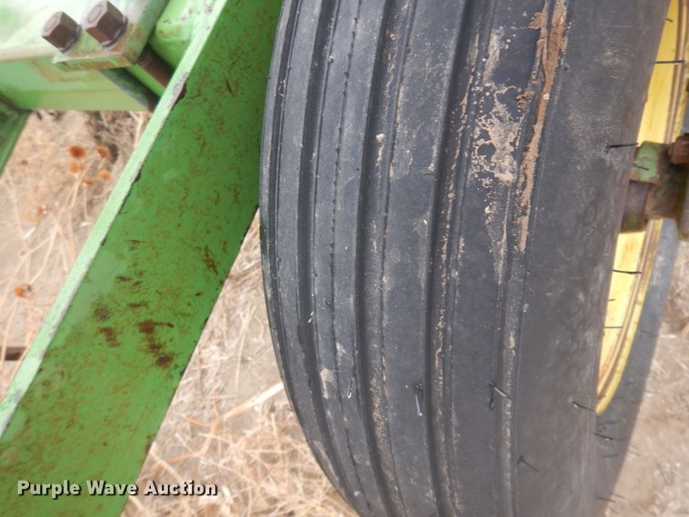 image for item DM5387 John Deere 100  field cultivator