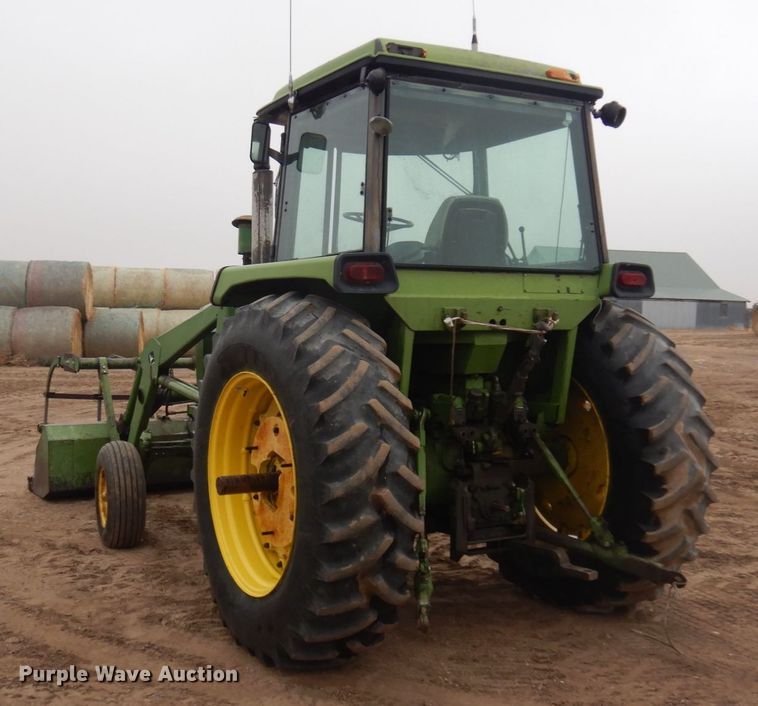 image for item DM5389 1975 John Deere 4230  tractor