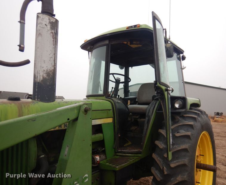 image for item DM5389 1975 John Deere 4230  tractor