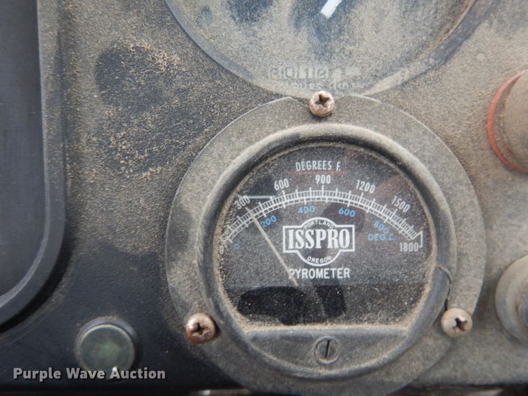 image for item DM5389 1975 John Deere 4230  tractor