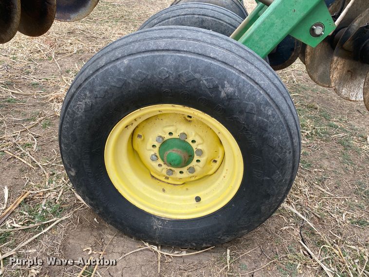 image for item DM8343 John Deere 630  double off-set disk