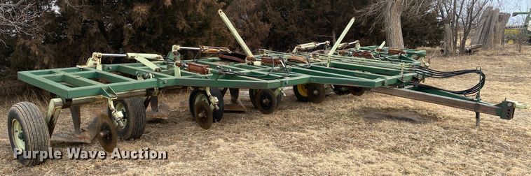 image for item DM8345 John Deere DLR164  sweep plow