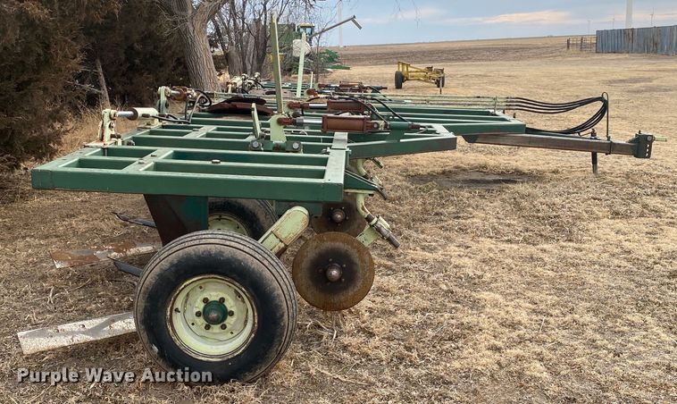 image for item DM8345 John Deere DLR164  sweep plow