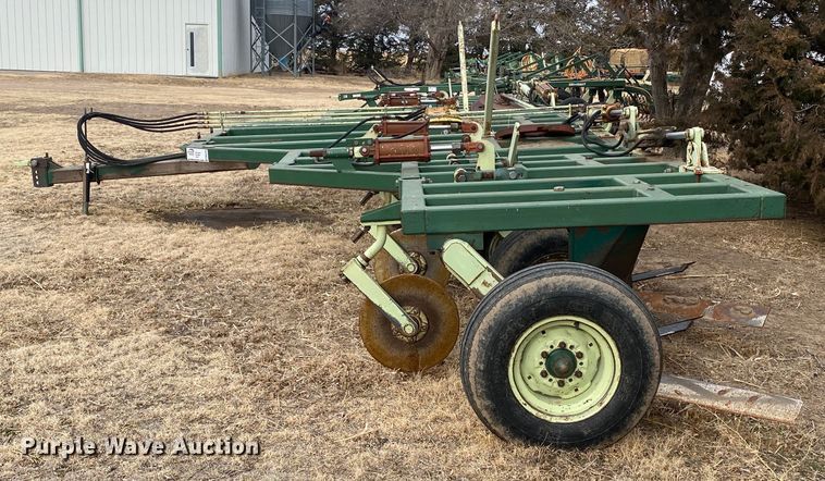 image for item DM8345 John Deere DLR164  sweep plow